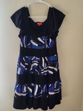 Sold Elle Dress Size M